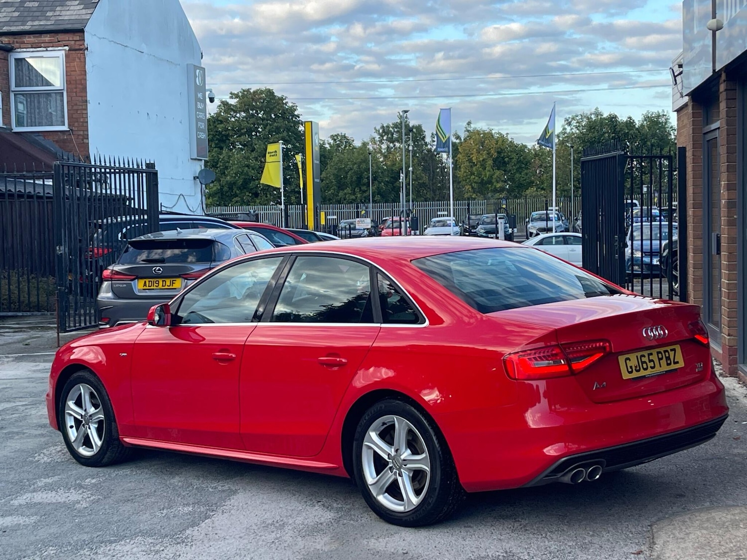Used Audi A4 2015 for sale - 76127384: Photo 5