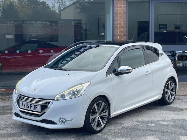 Used Peugeot 208 2015 for sale - 76325957: Photo 3
