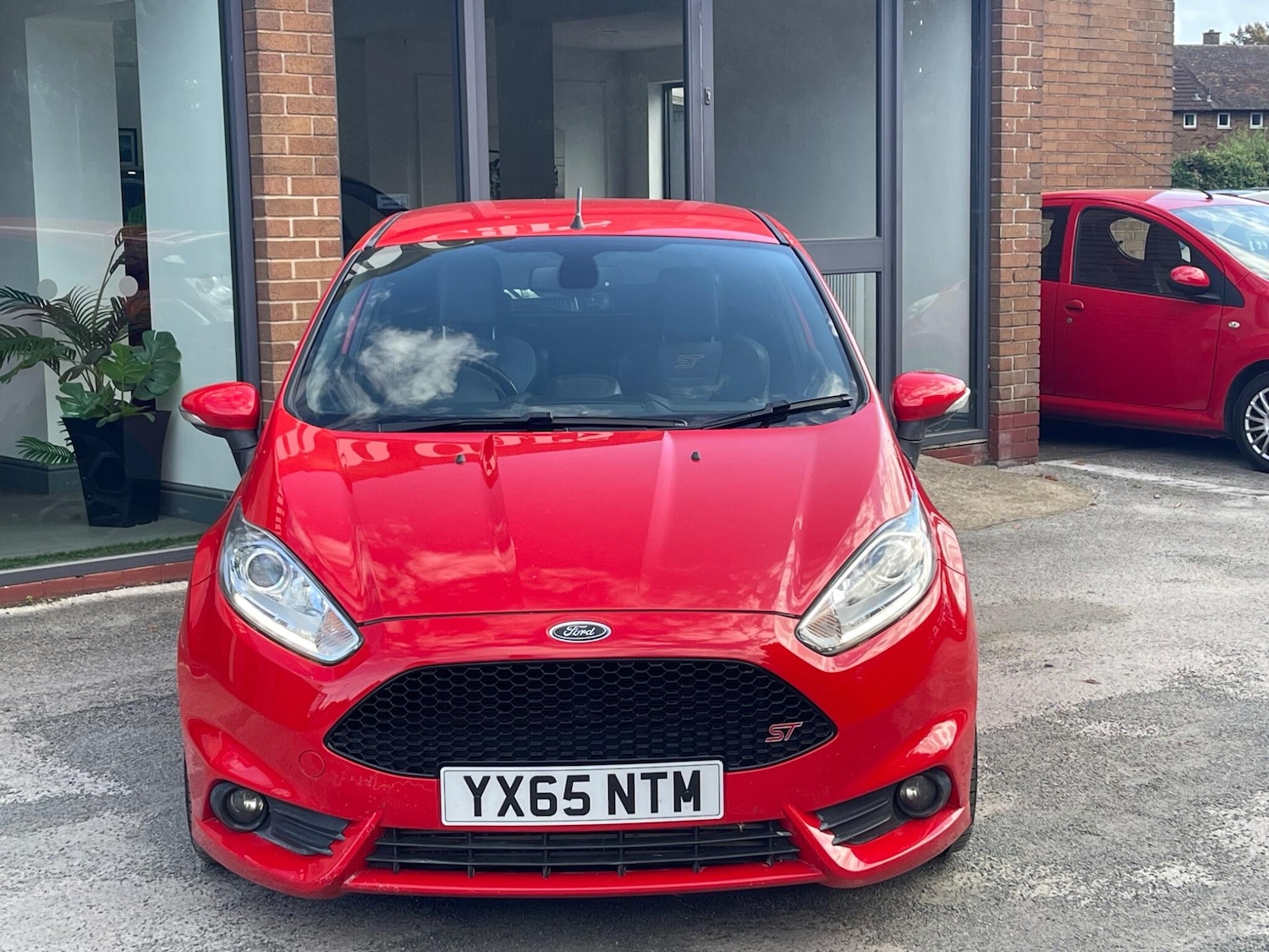 Used Ford Fiesta 2015 for sale - 76127387: Photo 3