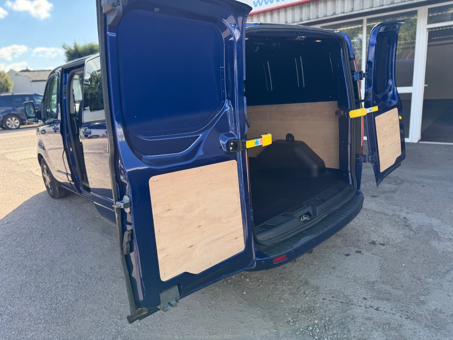 Used Ford Transit Custom 2016 for sale - 75972739: Photo 16