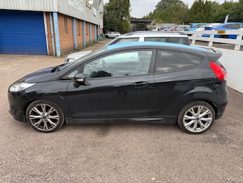 Used Ford Fiesta 2013 for sale - 76065379: Photo