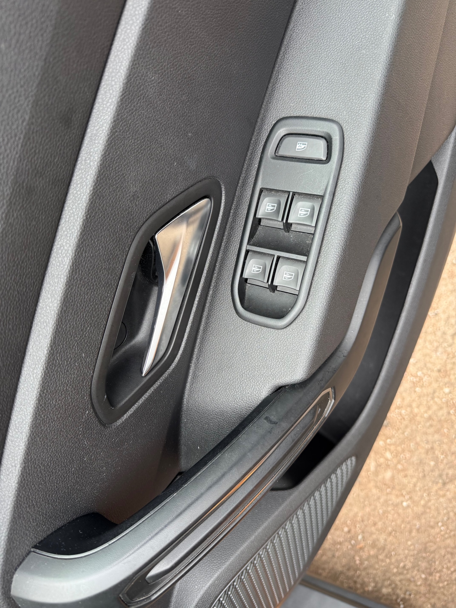 Used Dacia Duster 2018 for sale - 76274256: Photo 15