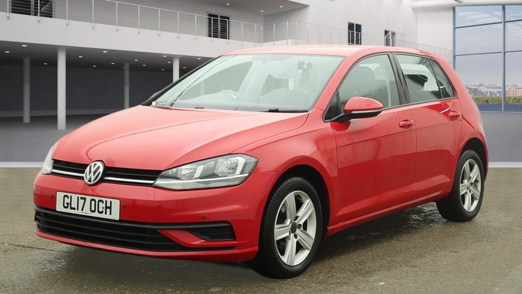 Used Volkswagen Golf 2017 for sale - 77149708: Photo 2