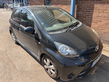 Used Toyota AYGO 2013 for sale - 79500276: Photo