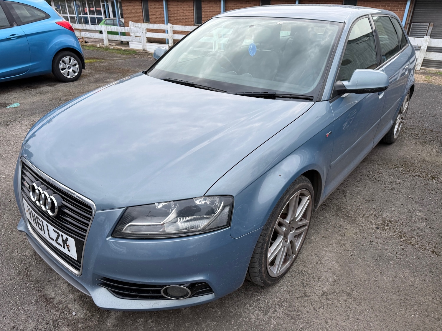 Used Audi A3 2011 for sale - 77763975: Photo 4