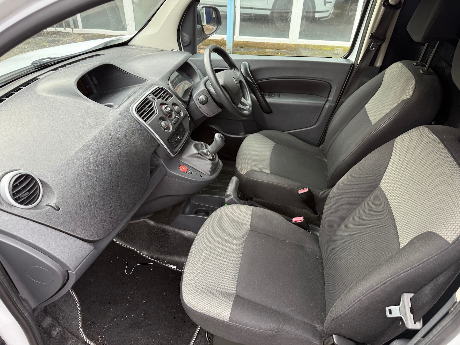 Used Renault Kangoo 2018 for sale - 76412441: Photo 9