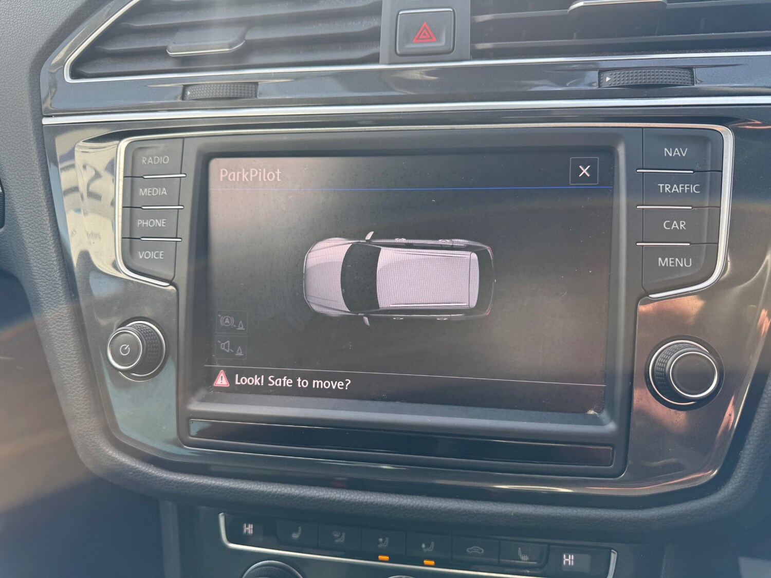 Used Volkswagen Tiguan 2016 for sale - 77640772: Photo 21