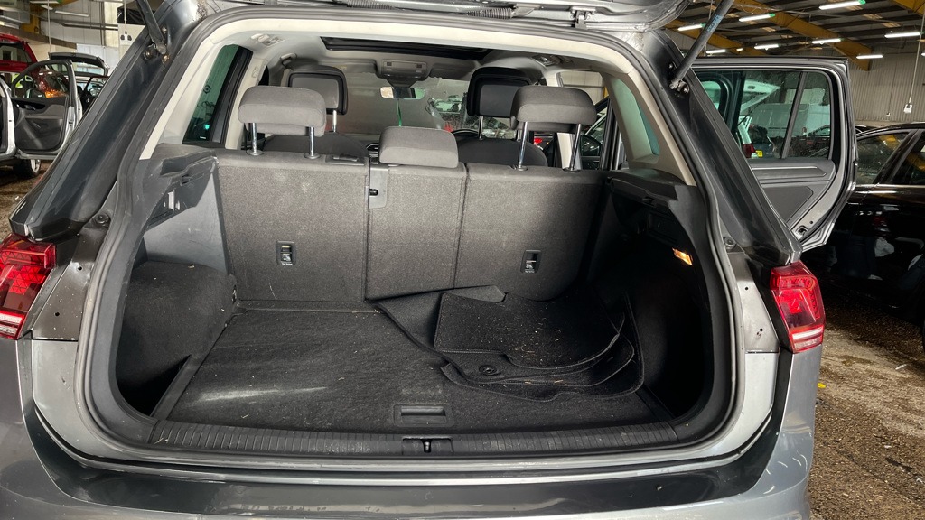 Used Volkswagen Tiguan 2016 for sale - 77640772: Photo 7