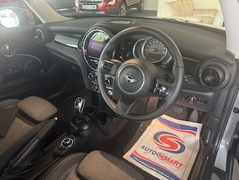 Used MINI Hatch 2022 for sale - 78614379: Photo
