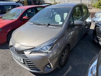 Used Toyota Yaris 2017 for sale - 78381436: Photo