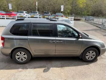 Used Kia Sedona 2010 for sale - 74352994: Photo