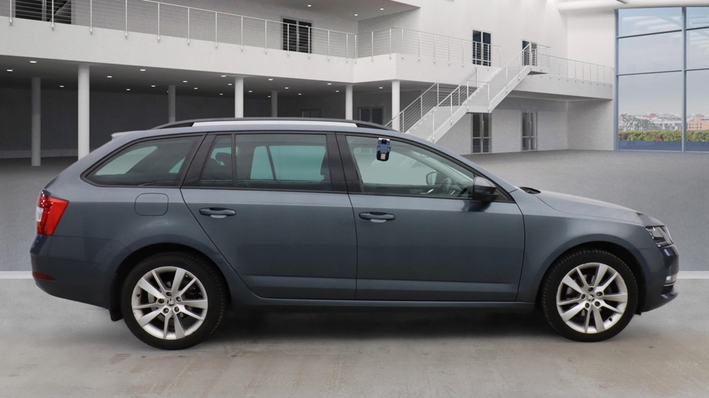 Used Skoda Octavia 2017 for sale - 77077274: Photo 5