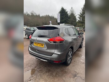 Used Nissan X-Trail 2017 for sale - 77758575: Photo