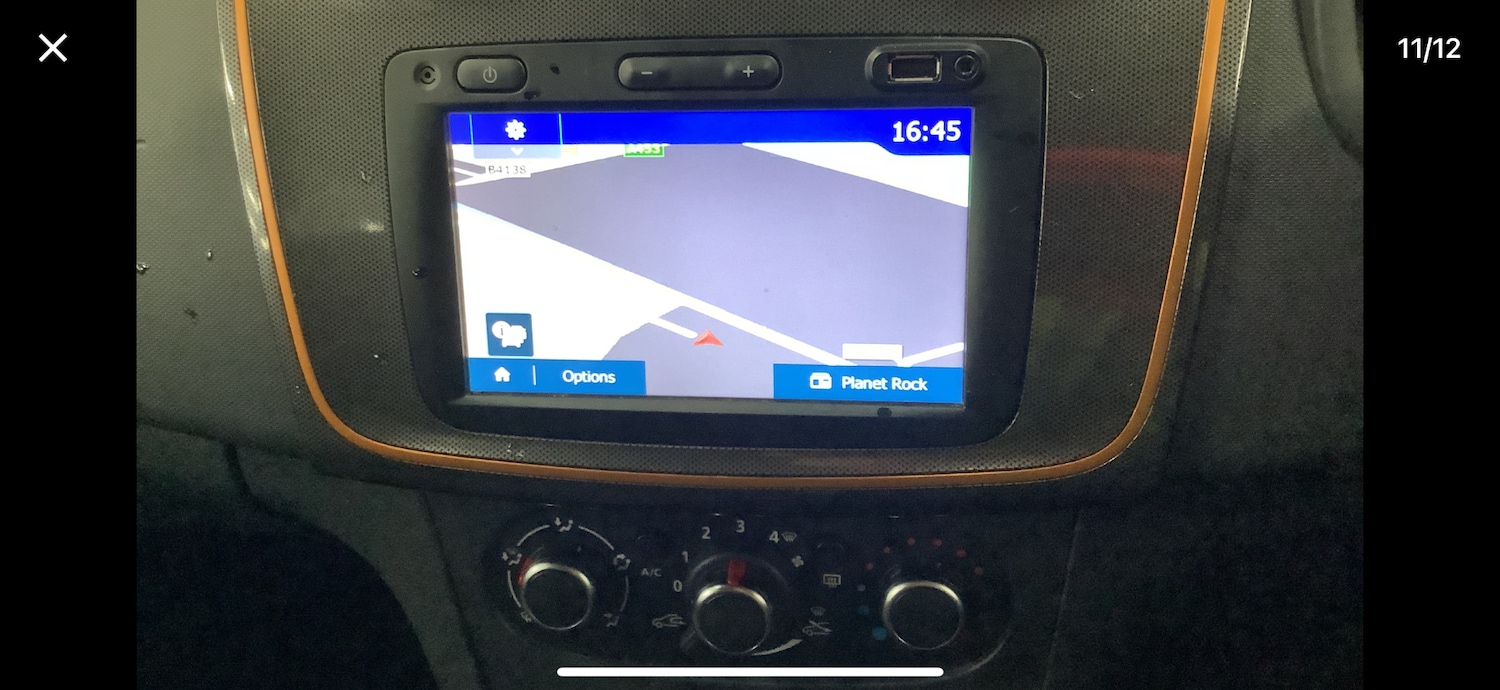 Used Dacia Sandero Stepway 2018 for sale - 76963038: Photo 11