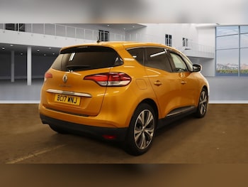 Used Renault Scenic 2017 for sale - 75074614: Photo