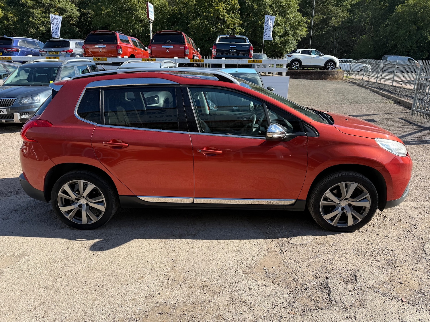 Used Peugeot 2008 2015 for sale - 75972740: Photo 4