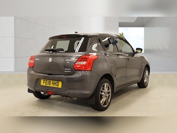 Used Suzuki Swift 2018 for sale - 78532620: Photo