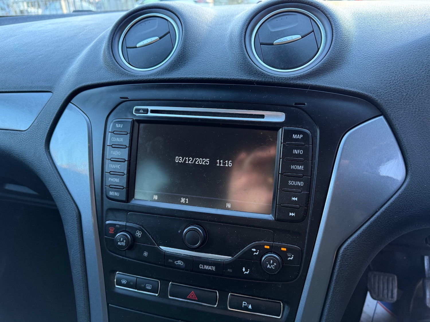 Used Ford Mondeo 2014 for sale - 76782489: Photo 17