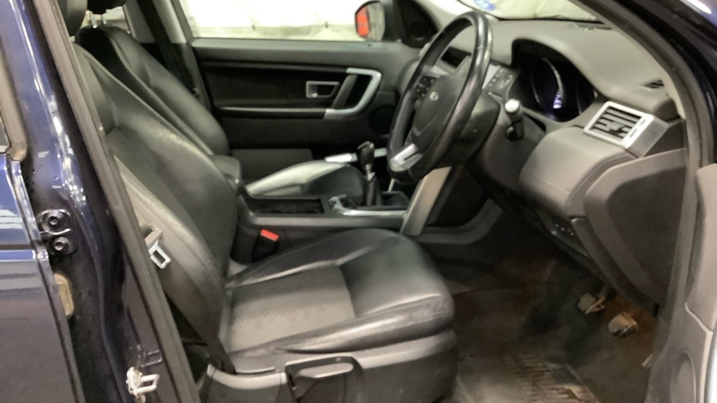 Used Land Rover Discovery Sport 2015 for sale - 76780414: Photo 9
