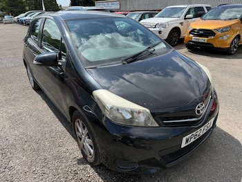 Used Toyota Yaris 2012 for sale - 78680960: Photo