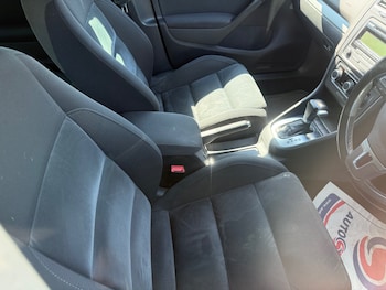 Used Volkswagen Golf 2010 for sale - 78379755: Photo