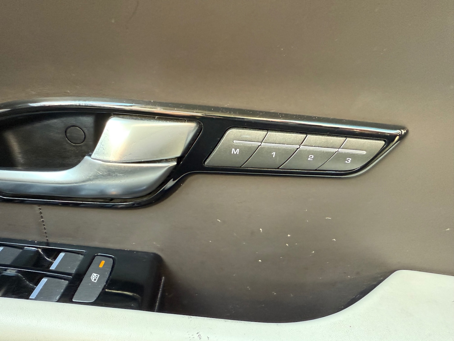 Used Land Rover Range Rover Evoque 2015 for sale - 76507783: Photo 34