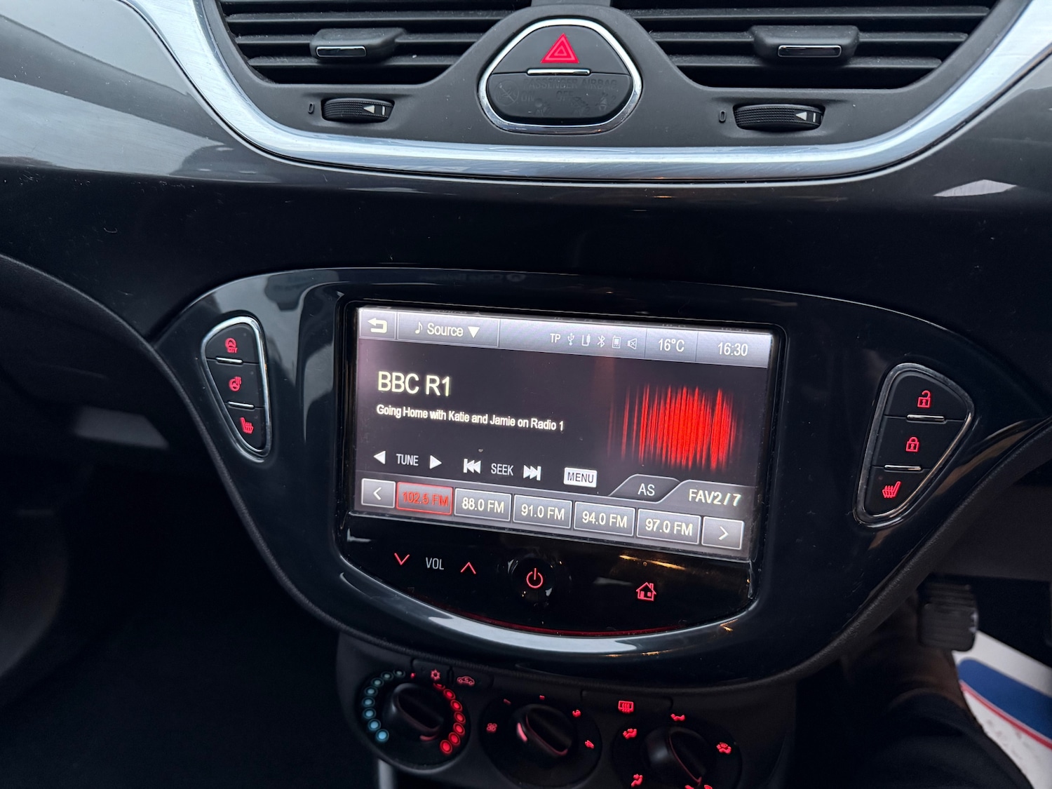 Used Vauxhall Corsa 2015 for sale - 76493868: Photo 18