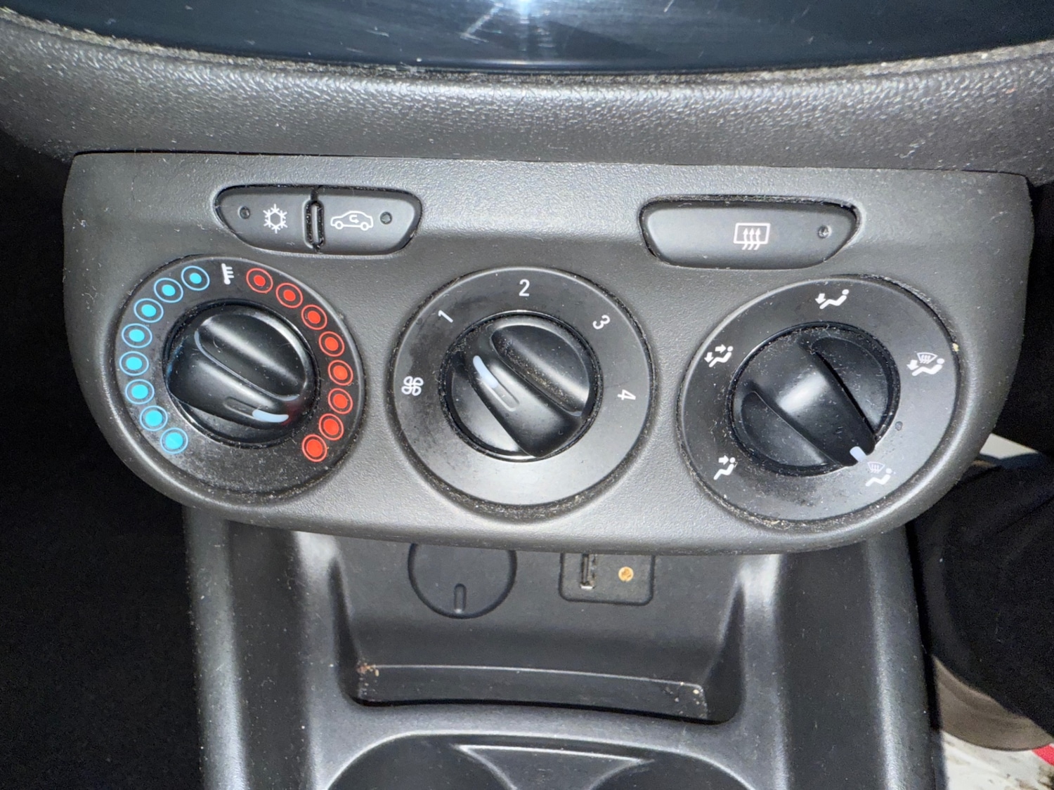 Used Vauxhall Corsa 2015 for sale - 76493868: Photo 20