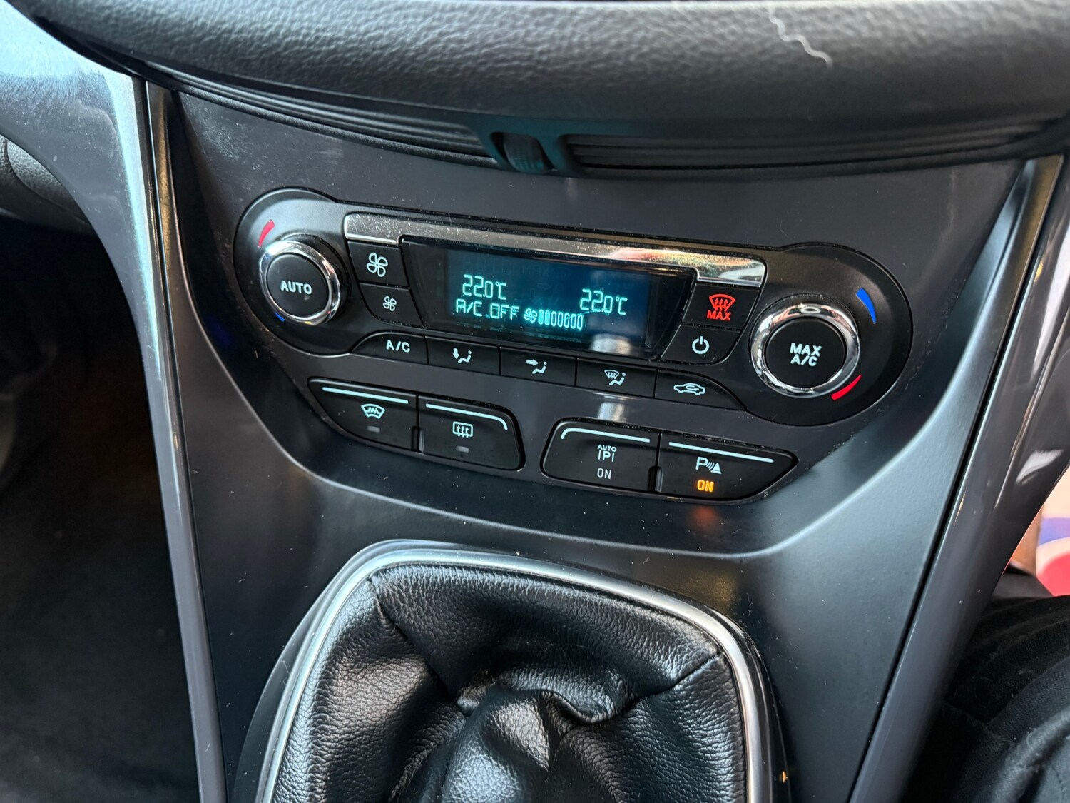 Used Ford Kuga 2014 for sale - 76375047: Photo 19