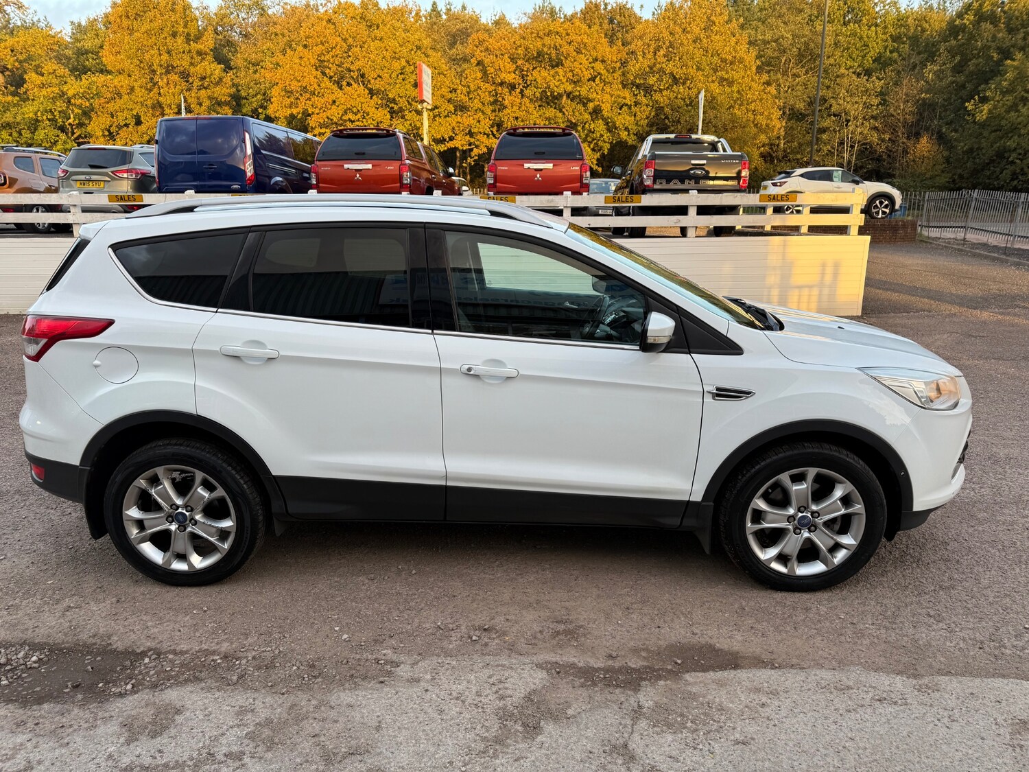 Used Ford Kuga 2014 for sale - 76375047: Photo 4