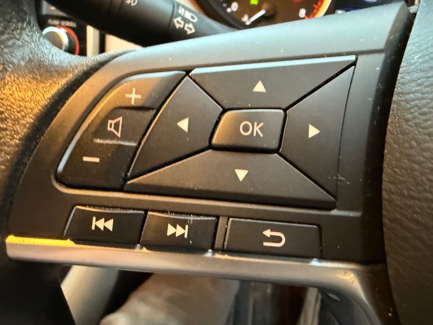 Used Nissan Micra 2019 for sale - 76860336: Photo 13