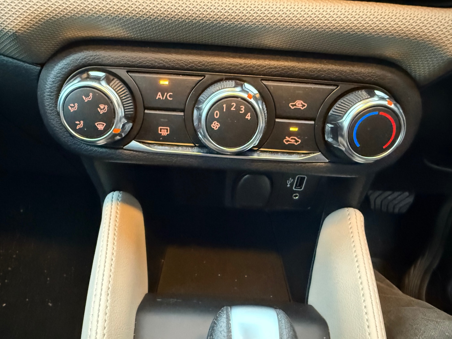 Used Nissan Micra 2019 for sale - 76860336: Photo 9