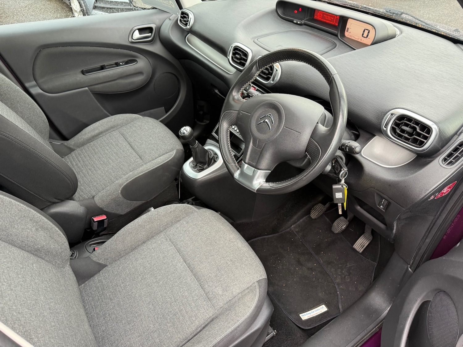 Used Citroen C3 Picasso 2016 for sale - 76330152: Photo 14