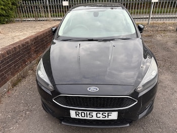 Used Ford Focus 2015 for sale - 76065381: Photo 2