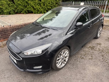 Used Ford Focus 2015 for sale - 76065381: Photo 3