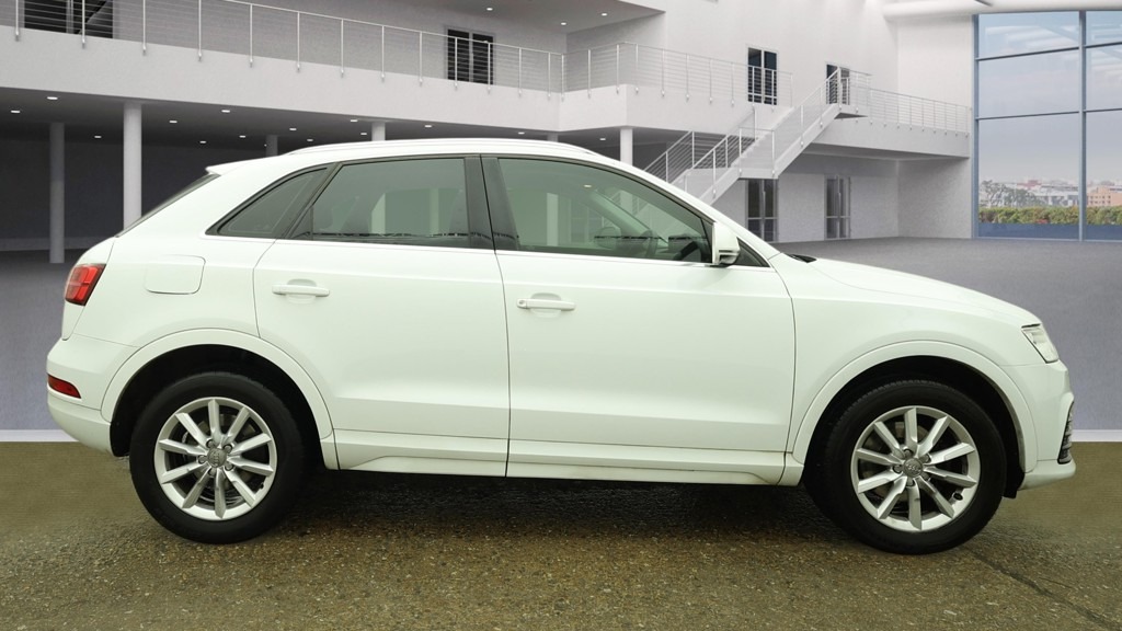 Used Audi Q3 2017 for sale - 77234062: Photo 5