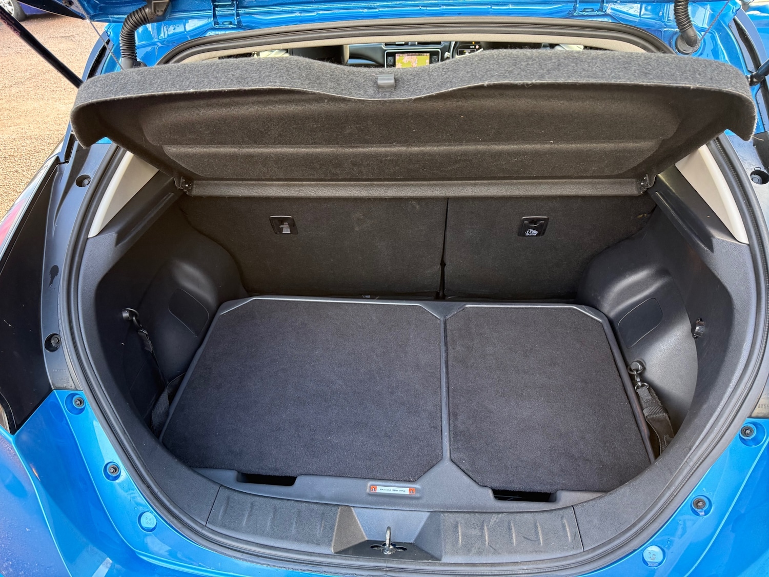 Used Nissan Leaf 2021 for sale - 77220477: Photo 12