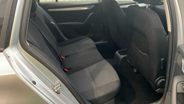 Used Skoda Octavia 2014 for sale - 75286055: Photo 8