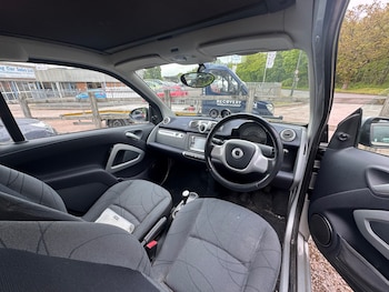 Used smart fortwo 2010 for sale - 78643819: Photo