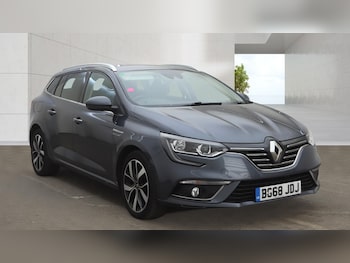 Used Renault Megane 2018 for sale - 79500376: Photo