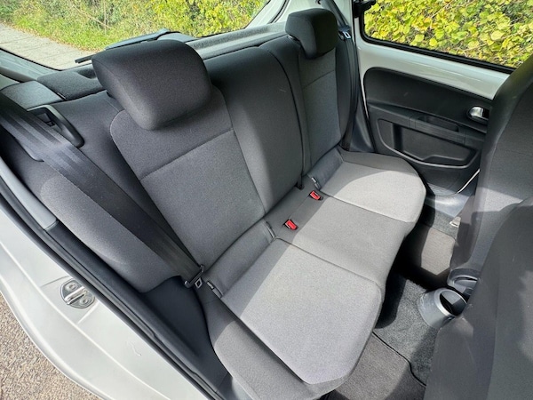 Used Volkswagen up! for sale - 76296134: Photo 21