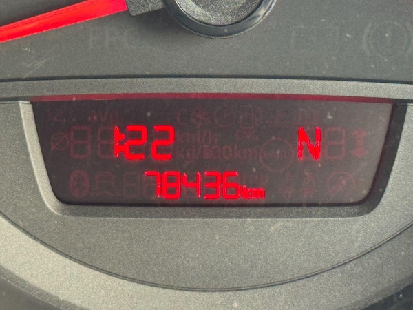 Used Volkswagen up! for sale - 76296134: Photo 29