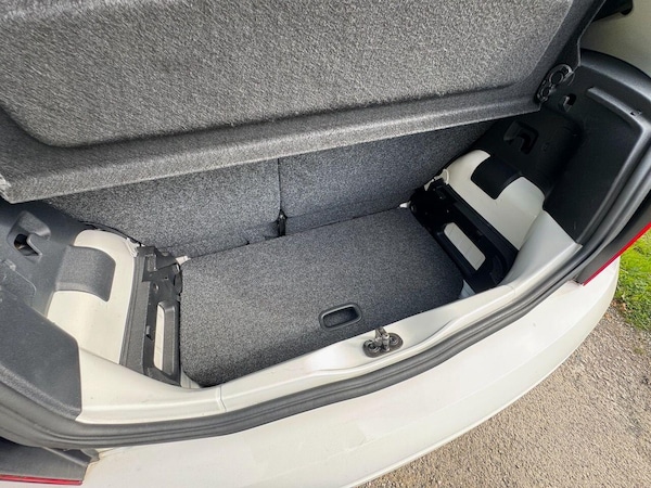 Used Volkswagen up! for sale - 76296134: Photo 32