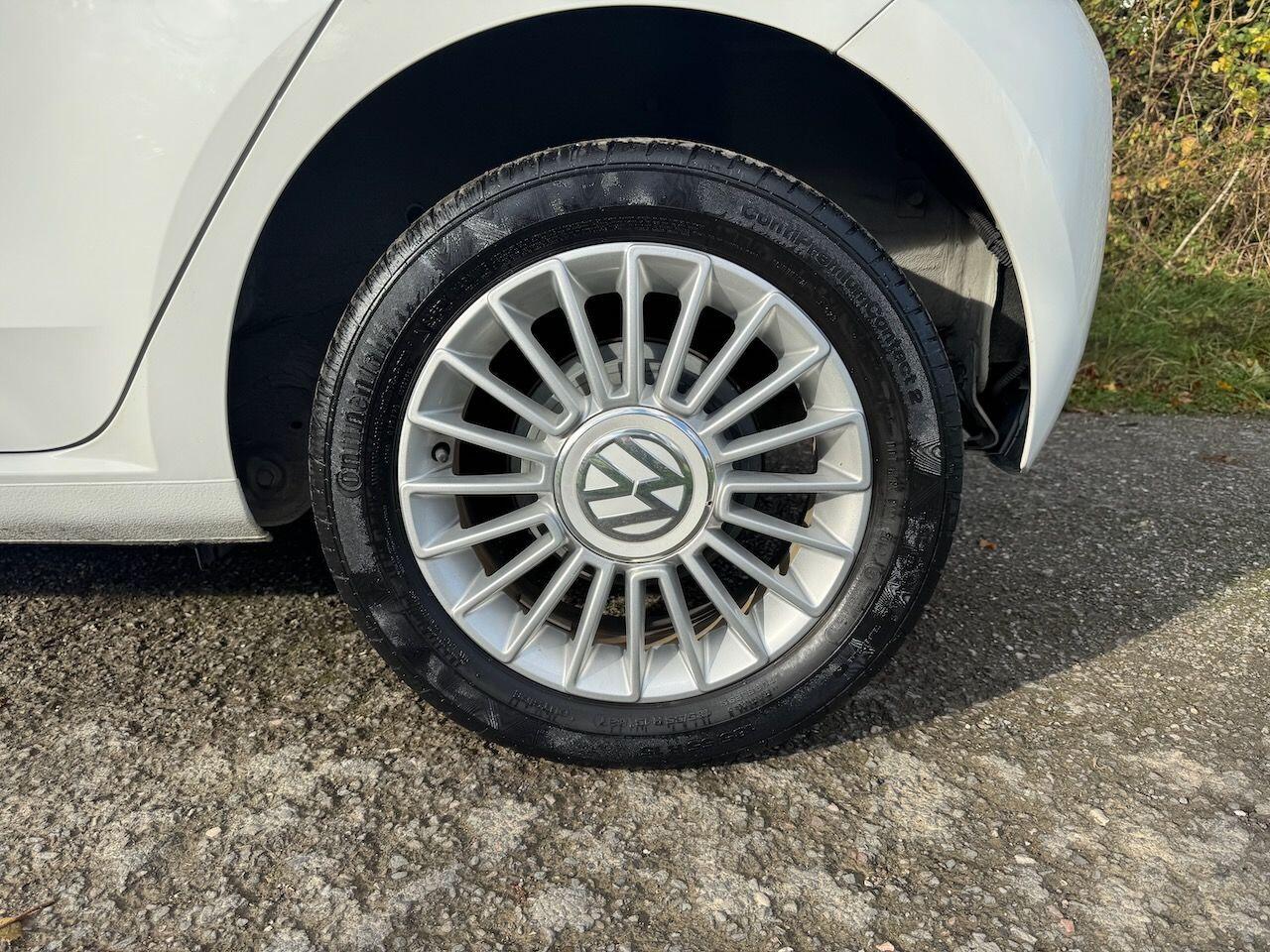 Used Volkswagen up! for sale - 76898335: Photo 37