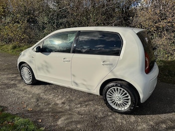 Used Volkswagen up! 2014 for sale - 76898335: Photo