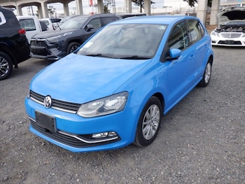 Used Volkswagen Polo 2015 for sale - 78676378: Photo