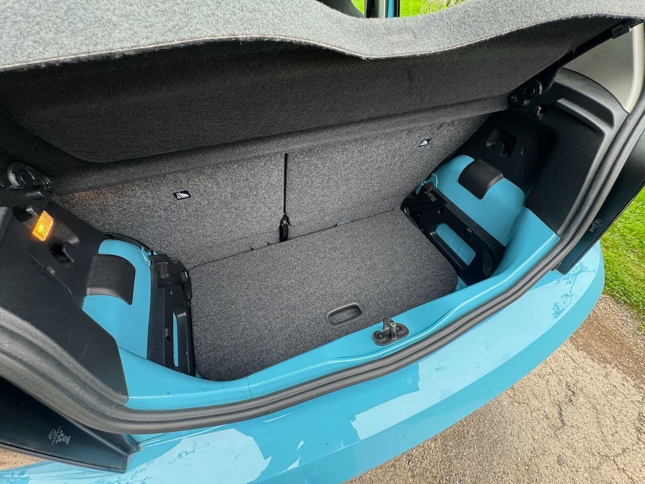 Used Volkswagen up! for sale - 76987852: Photo 32