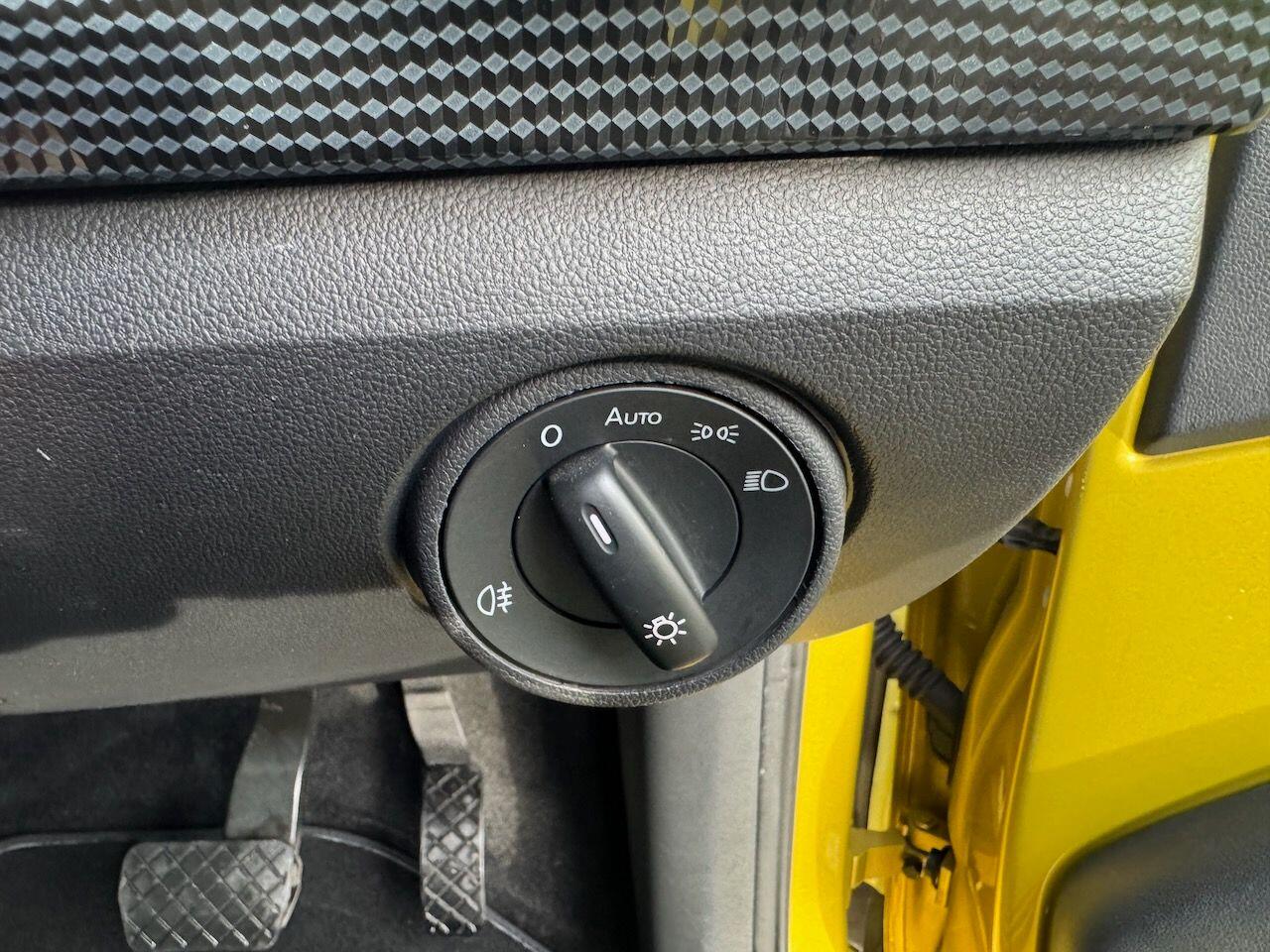 Used Volkswagen up! for sale - 76898336: Photo 30