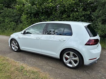 Used Volkswagen Golf 2018 for sale - 78829969: Photo