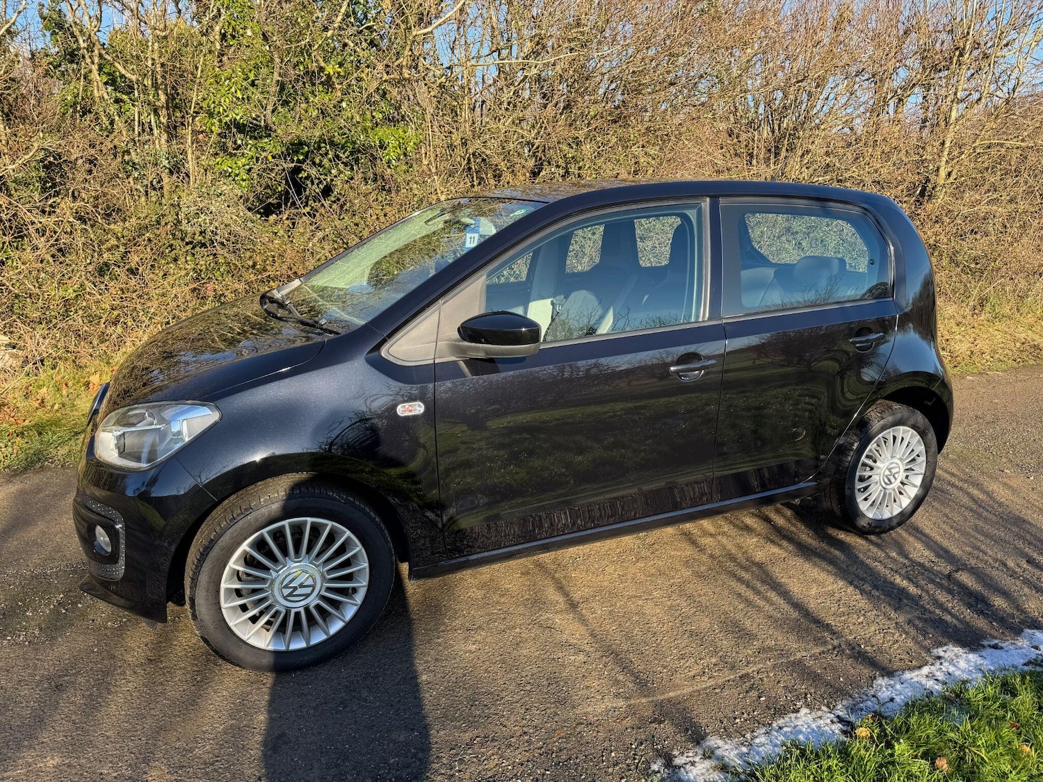 Used Volkswagen up! for sale - 77144607: Photo 2